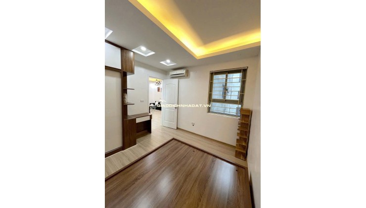 Bán gấp căn 48m chia 2 ngủ, nội thất đẹp,giá 2.7x tỉ tại Hoàng Liệt, Hoàng Mai